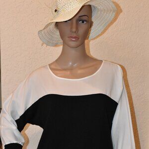 Calvin Klein 2-in-1 black and white blouse sweater top US M - NWOT